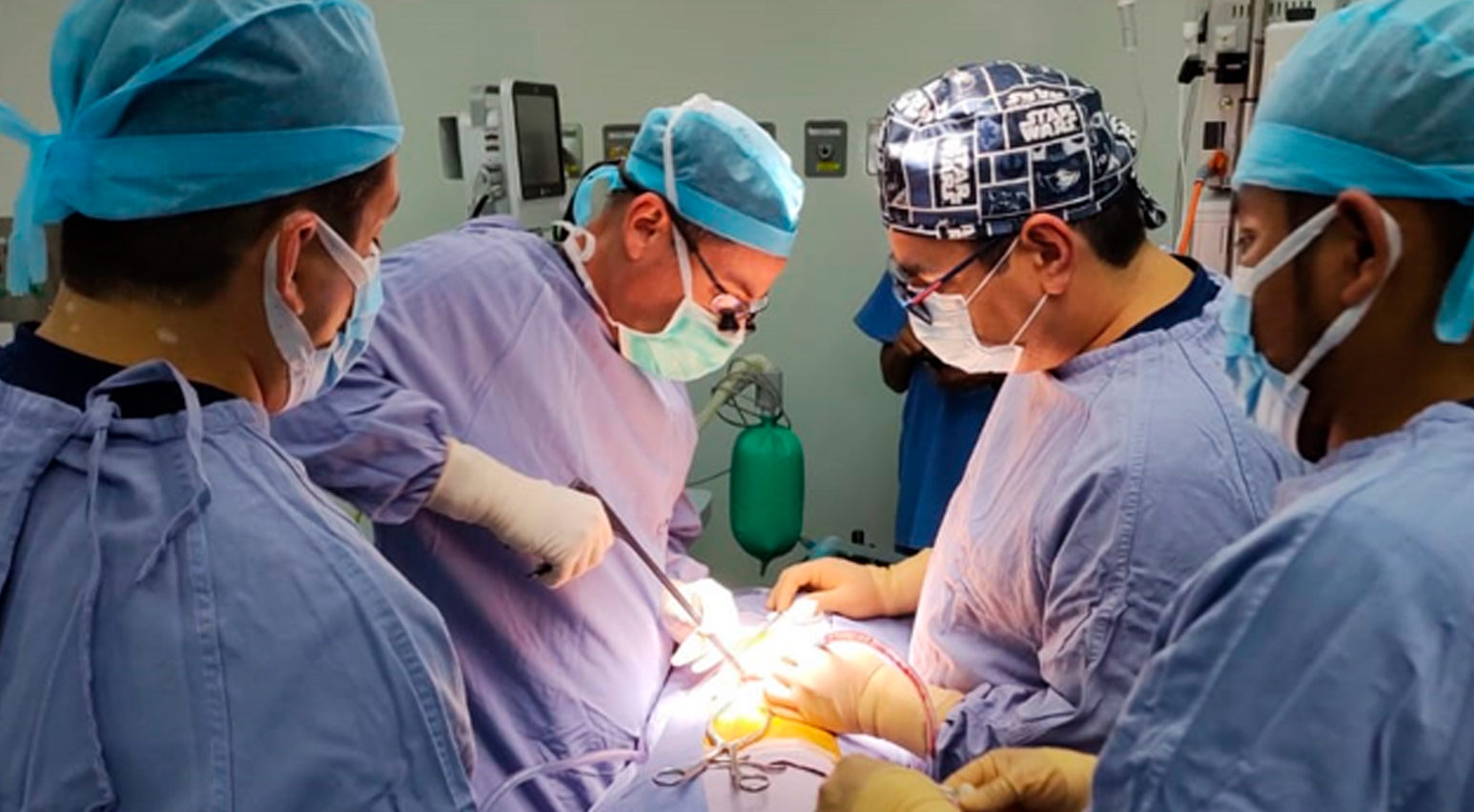 alianza con especialistas israelíes